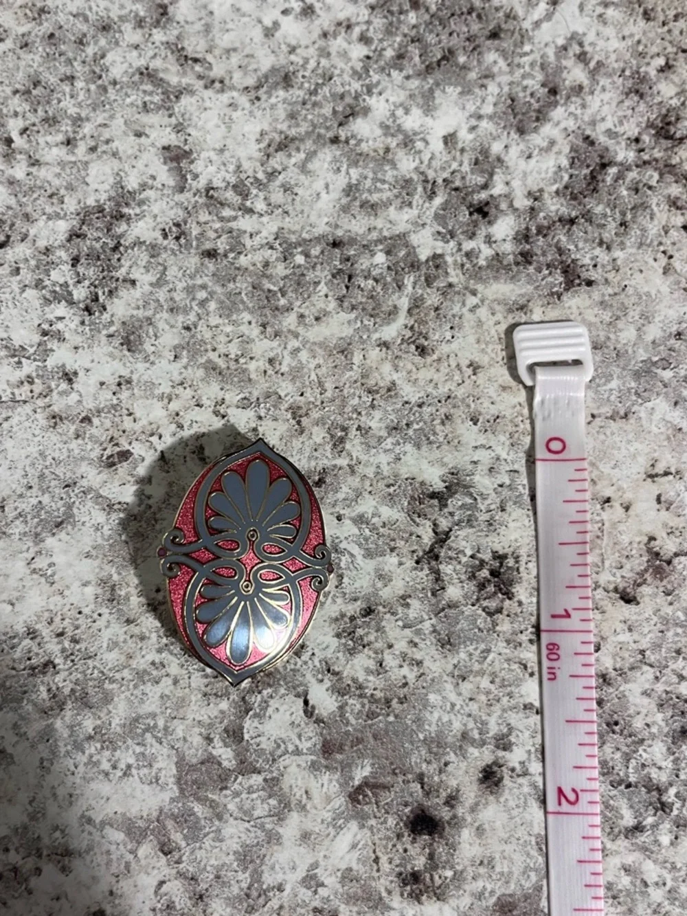 Vintage Cloisonne Isle of Skyes Pink and Gold Tone Brooch/Pin - Picture 6 of 6